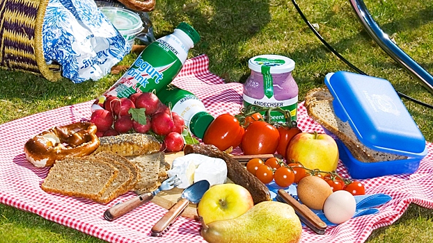 Названы продукты, опасные на пикнике