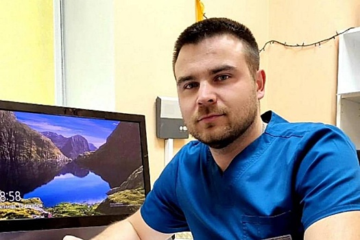 В Севастополе врач спас человека на улице