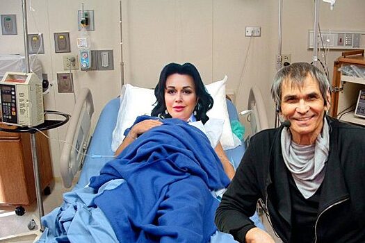 Анастасия Заворотнюк в больнице подписала важные документы