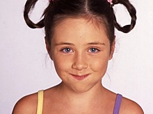 "А ты налей и отойди": девочка из рекламы стала невероятной красавицей