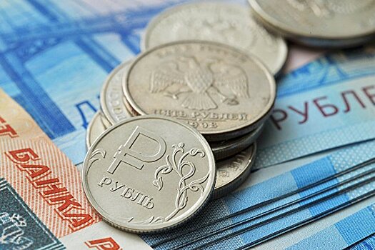 Рубль укрепляется в рамках коррекции, евро опустился ниже 70 рублей