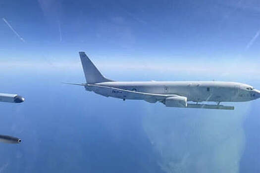 Перехват P-8 Poseidon над Черным морем сняли на видео с борта истребителя