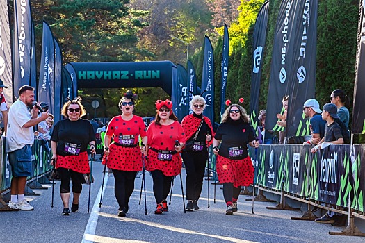 Бег в стиле фэнтези. Долина роз в Кисловодске превратилась в подиум для ярких костюмов