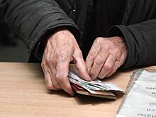 В Петербурге арестовали квартиру и пенсию тяжелобольной блокадницы