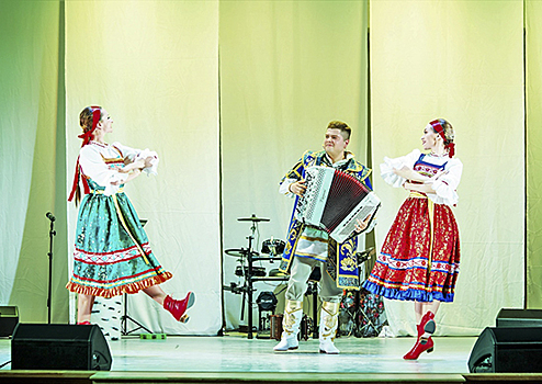 12 декабря в Краснознаменном зале Центрального Дома Российской Армии имени М.В.Фрунзе состоится 1-й музыкальный фестиваль «Боевая подруга – гармонь»