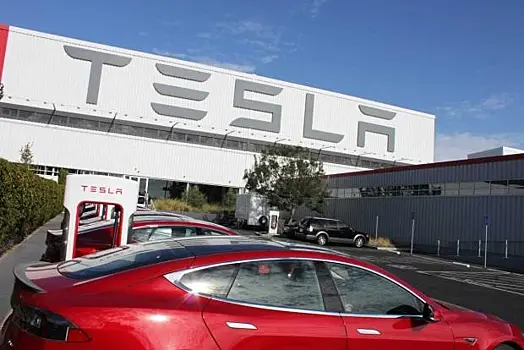 Tesla начала процесс глобального сокращения расходов с закрытия офиса в Калифорнии