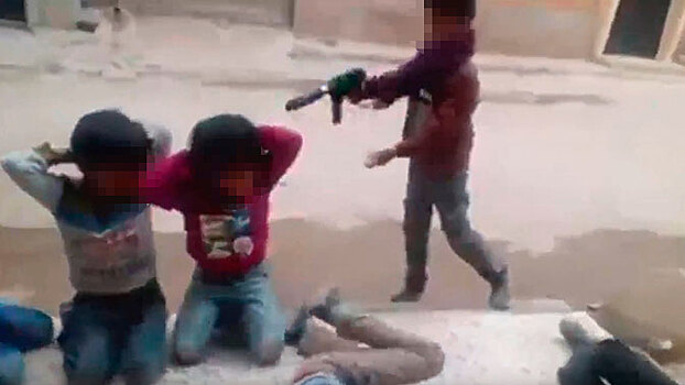Игра ливийских детей в групповую казнь попала на видео