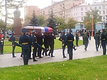 Церемония прощания с бывшим сенатором Владимиром Долгих в Центральном доме Российской армии завершилась