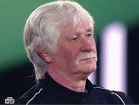 62-летний гонщик из Твери вышел в финал автомобильного шоу на НТВ "Россия рулит!"