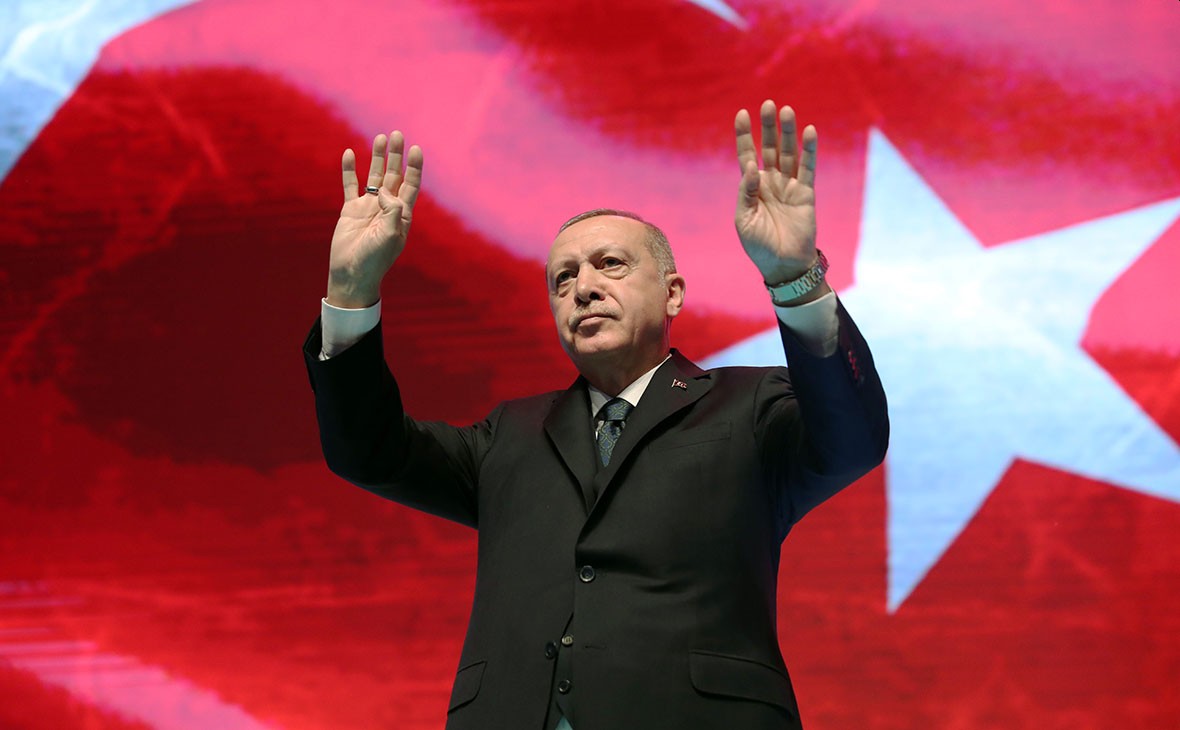 Эрдоган объявил о начале поставок черноморского газа в Турцию