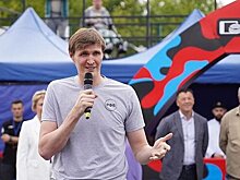 Андрей Кириленко посетил открытие Центра уличного баскетбола в Твери