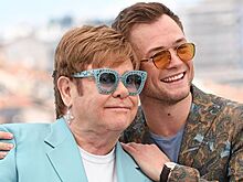 Звезда "Рокетмена" и Элтон Джон спели на одной сцене