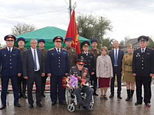 В Волгоградской области полицейские, ветераны и общественники поздравили участника Сталинградской битвы и пенсионера МВД России со 100-летием