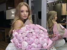 «Шикарные обе»: Елизавета Пескова поделилась редким фото с красавицей-мамой
