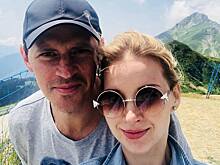 Возлюбленная Максима Маринина поделилась милым семейным фото