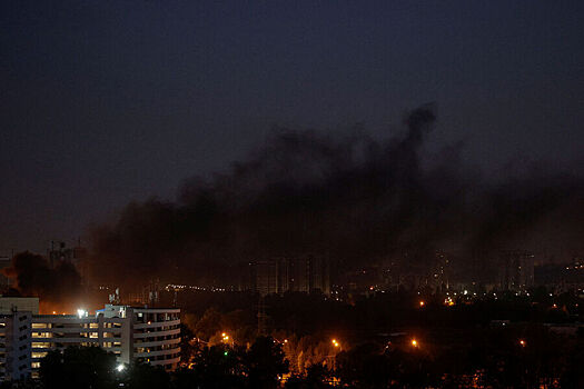 На востоке Украины ночью зафиксировали десятки взрывов