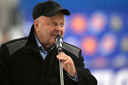 76-летний Борис Скрынник переизбран на пост президента Федерации хоккея с мячом России