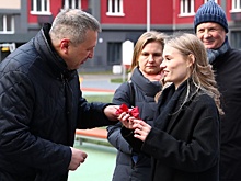 Мэр Самары Иван Носков вручил ключи от 15 новых квартир детям-сиротам