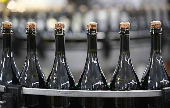Бизнесмен из Грузии решил запатентовать бренд «Российское шампанское»