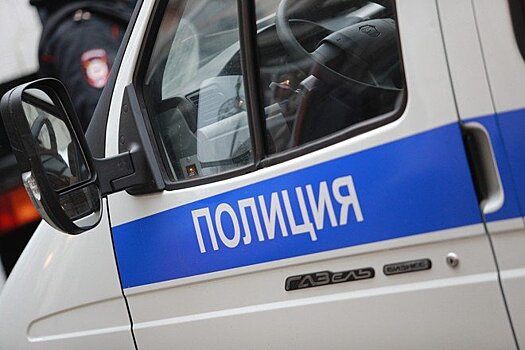В Петербурге мужчина открыл стрельбу в магазине