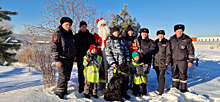 Полицейские исполнили новогоднее желание двух маленьких жителей Екатеринбурга
