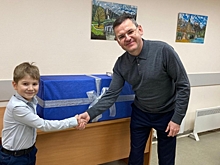 Екатеринбургские депутаты исполнили новогодние мечты детей