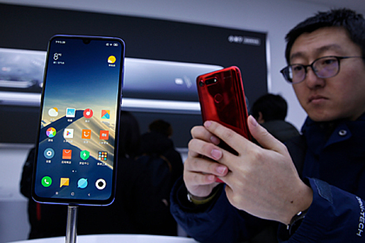 Huawei и Xiaomi объединятся для борьбы с Google Play