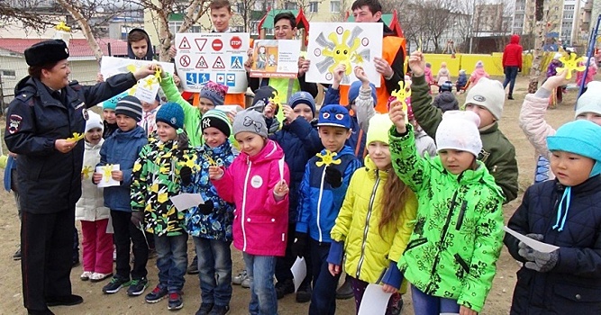 Старшеклассники Красноярска побывали в гостях у Госавтоинспекции