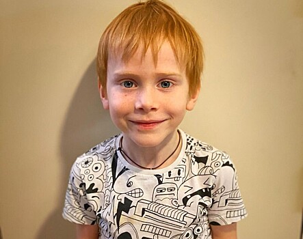 «Небо славян»: 6-летний сын Тутты Ларсен исполнил песню группы «Алиса»