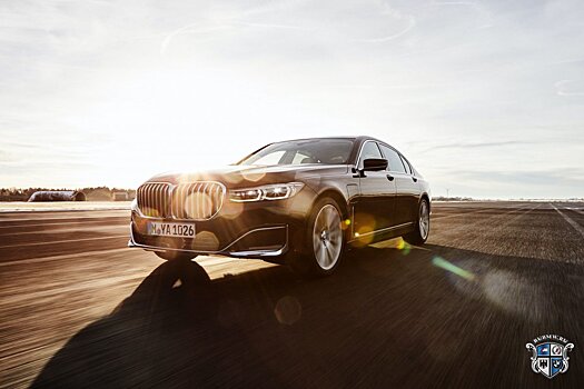 Новые подробности о 7-й серии BMW Facelift
