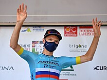 Российский велогонщик Власов выиграл гонку во Франции