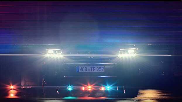 Видео: Volkswagen выпустил рекламу Touareg в стиле "Тачки на прокачку"