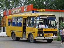 В Вятскополянском районе школьники не смогли уехать в школу из-за отмены рейсовых автобусов