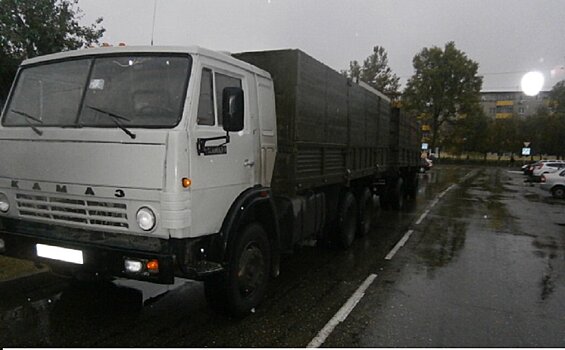 На Кубани КамАЗ наехал на 7-летнего мальчика, ребенок скончался в больнице