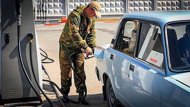 Назван средний возраст владельцев Lada