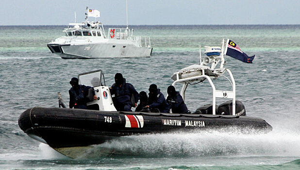 Число погибших у берегов Малайзии возросло до 50 человек