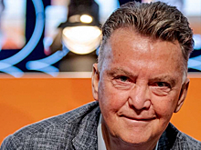 Ван Гал неудачно упал, он будет руководить сборной Нидерландов в инвалидном кресле