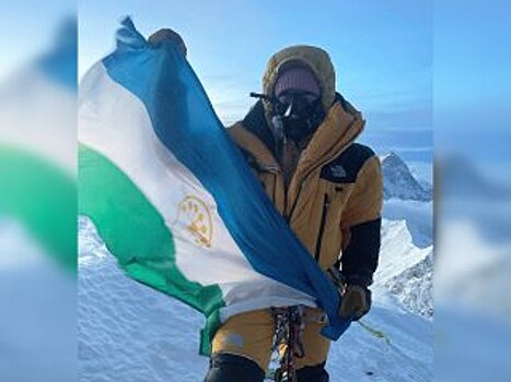 На Эверест поднялась первая женщина из Башкирии