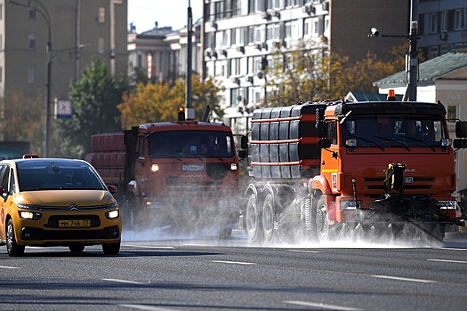 В Москве промоют дороги и тротуары с шампунем для подготовки ко Дню города