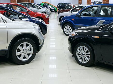 Дилеры пообещали дефицит авто на российском рынке