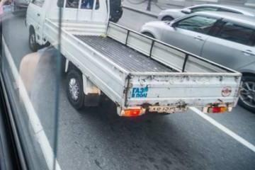 «Чудеса не заканчиваются»: изумительное изобретение рассмешило пассажиров автобуса во Владивостоке