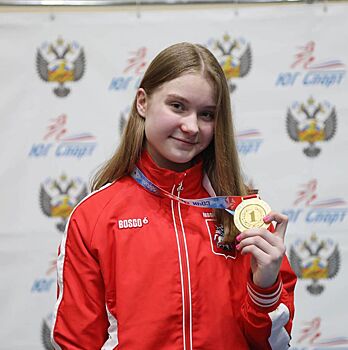 Чемпионкой России по фехтованию среди девушек стала воспитанница спортшколы на Соколе