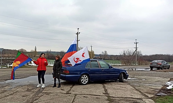 В районе прошёл автопробег в поддержку спецоперации по защите Донбасса (видео)