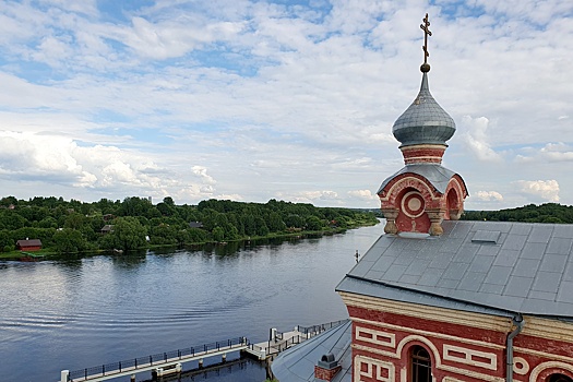 Как монастырь в Старой Ладоге помогает бойцам СВО