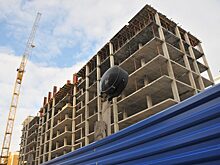 Подросток упал с пятого этажа недостроенного дома в Нижнем Новгороде