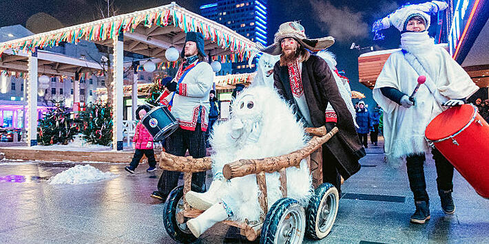 Провожаем Масленицу карнавалом, якутским эпосом и фаер-шоу