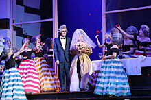 Первая за два года оперная премьера «Свадьба Фигаро» собрала ведущих театральных критиков России