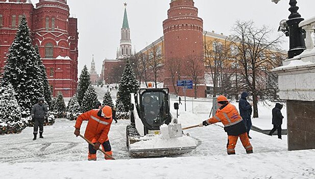 С улиц Москвы за сутки вывезли 480 тысяч кубометров снега