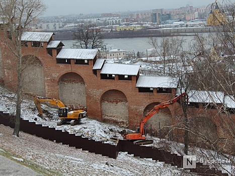 65 деревьев посадят на склоне у Вечного огня в Нижегородском кремле