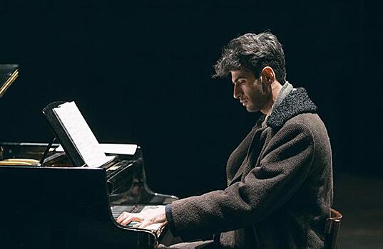 Сколько нужно гениев, чтобы вкрутить одну лампочку? 12 фильмов о незаурядных личностях